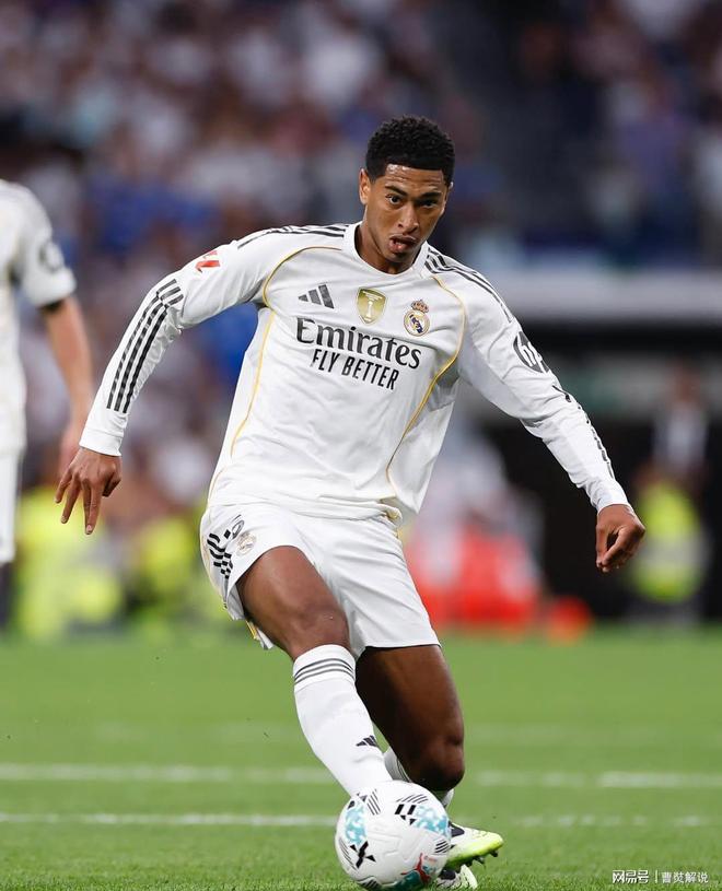 足坛一些球员会不会是有其他副业……？（足坛是否有球员身兼副业？）