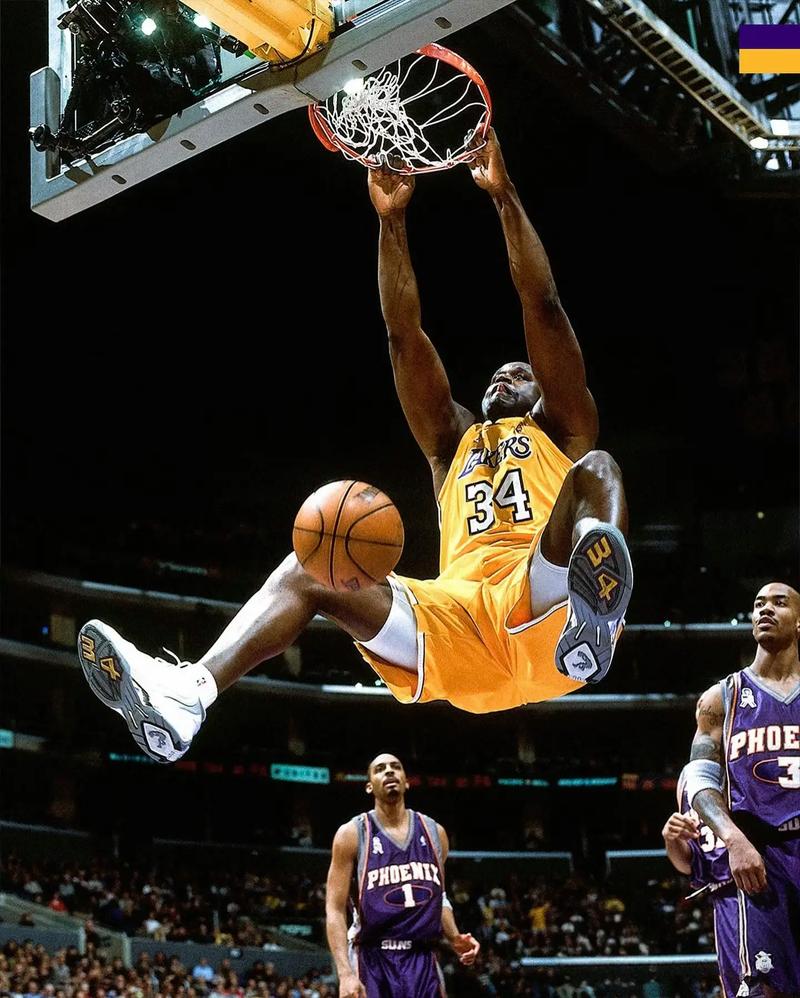 再战发展联盟！赛前杨瀚森与队友一同观看录像（备战发展联盟！杨瀚森赛前与队友一起研究录像）