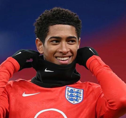 全市场：罗马有意引进比萨的德国右翼卫伊德里萨-图雷（全市场：罗马有意从比萨签下德国右翼卫伊德里萨-图雷）