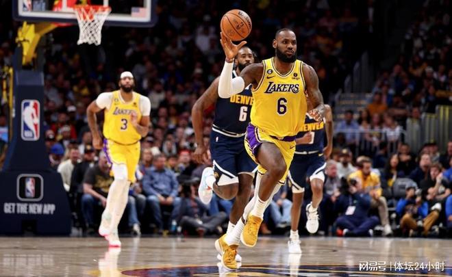 日职联战报：细谷真大帽子戏法，新潟天鹅1-3柏太阳神（日职联快讯：细谷真大戴帽，新潟天鹅1-3不敌柏太阳神）