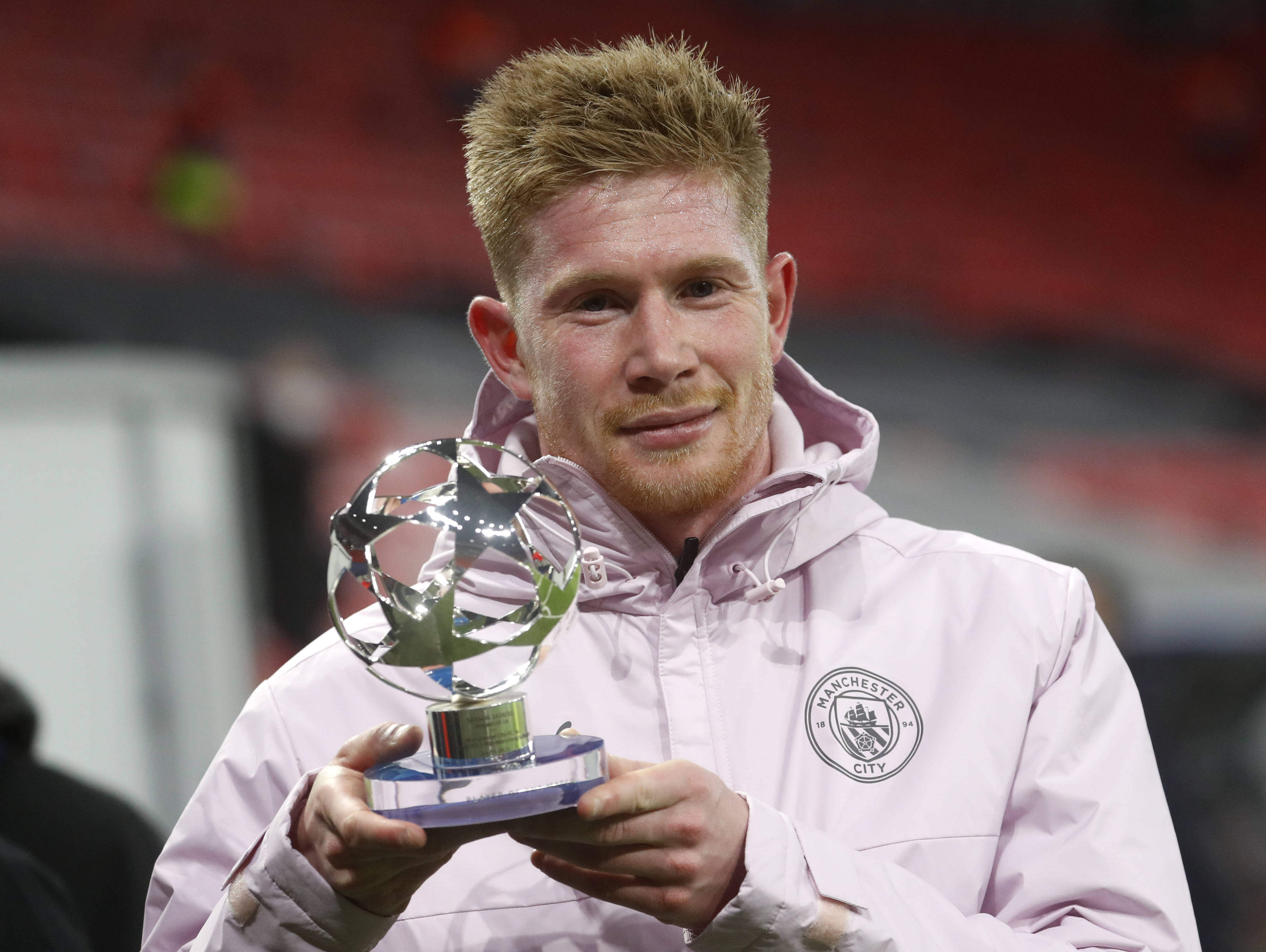 哥伦比亚主帅：梅西只要还踢球就是世界最佳，其余只能争二三（哥伦比亚主帅：梅西只要还在踢就是世界第一，其余只能角逐二三名）