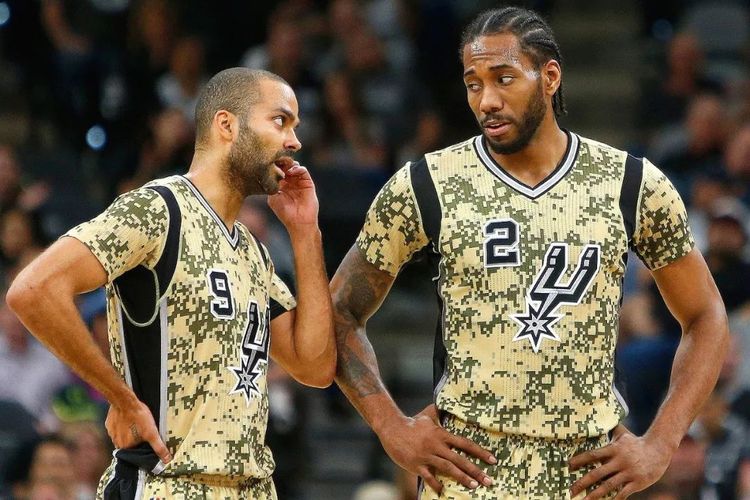 马丁内利赛前打趣：希望埃斯特旺对阵我们时状态不要太好（马丁内利赛前笑言：希望埃斯特旺对阵我们时别太神勇）