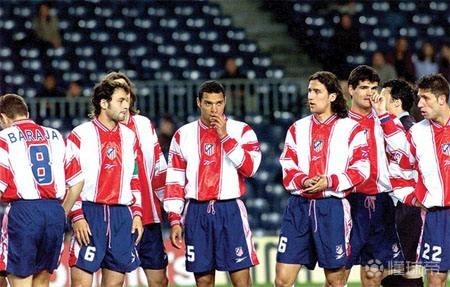 半场战报：云达不莱梅0-1沃尔夫斯堡，斯万贝里破门（半场：沃尔夫斯堡1-0领先云达不莱梅，斯万贝里建功）