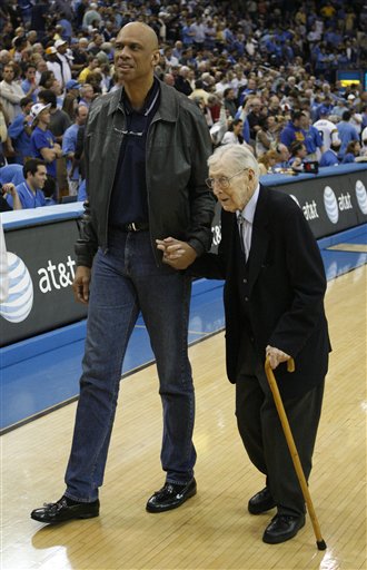 阿迪发言人：德国队球衣销量喜人，按通胀来说阿迪球衣比78年更便宜（阿迪称德国队球衣热卖，考虑通胀如今阿迪球衣比1978年更实惠）