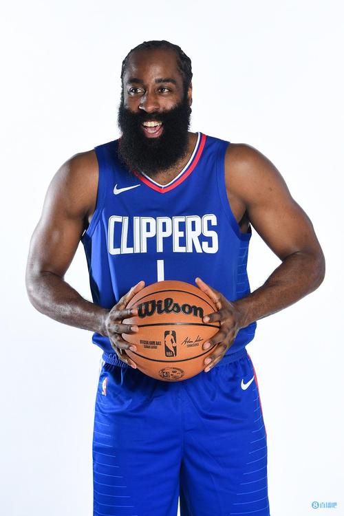 何泽尧与布文喜获国际骑师锦标赛最后两个参赛名额！（何泽尧、布文拿下国际骑师锦标赛最后两席参赛资格！）